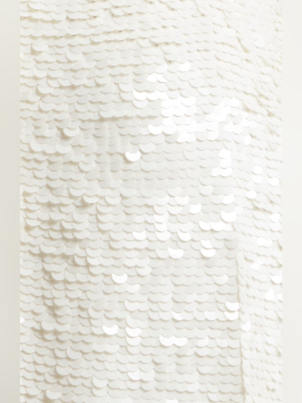 $798 Veronica Beard
Perla‎ Sequin Dress in Iridescent Off-White Color, Size 4 - Picture 9 of 9